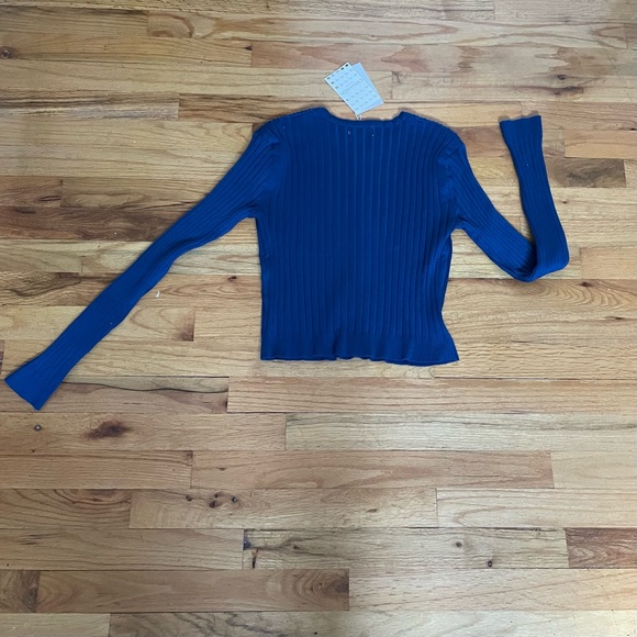 Cinnamon Knitwear Women’s Cropped Denim Blue Cardigan - Picture 2 of 5